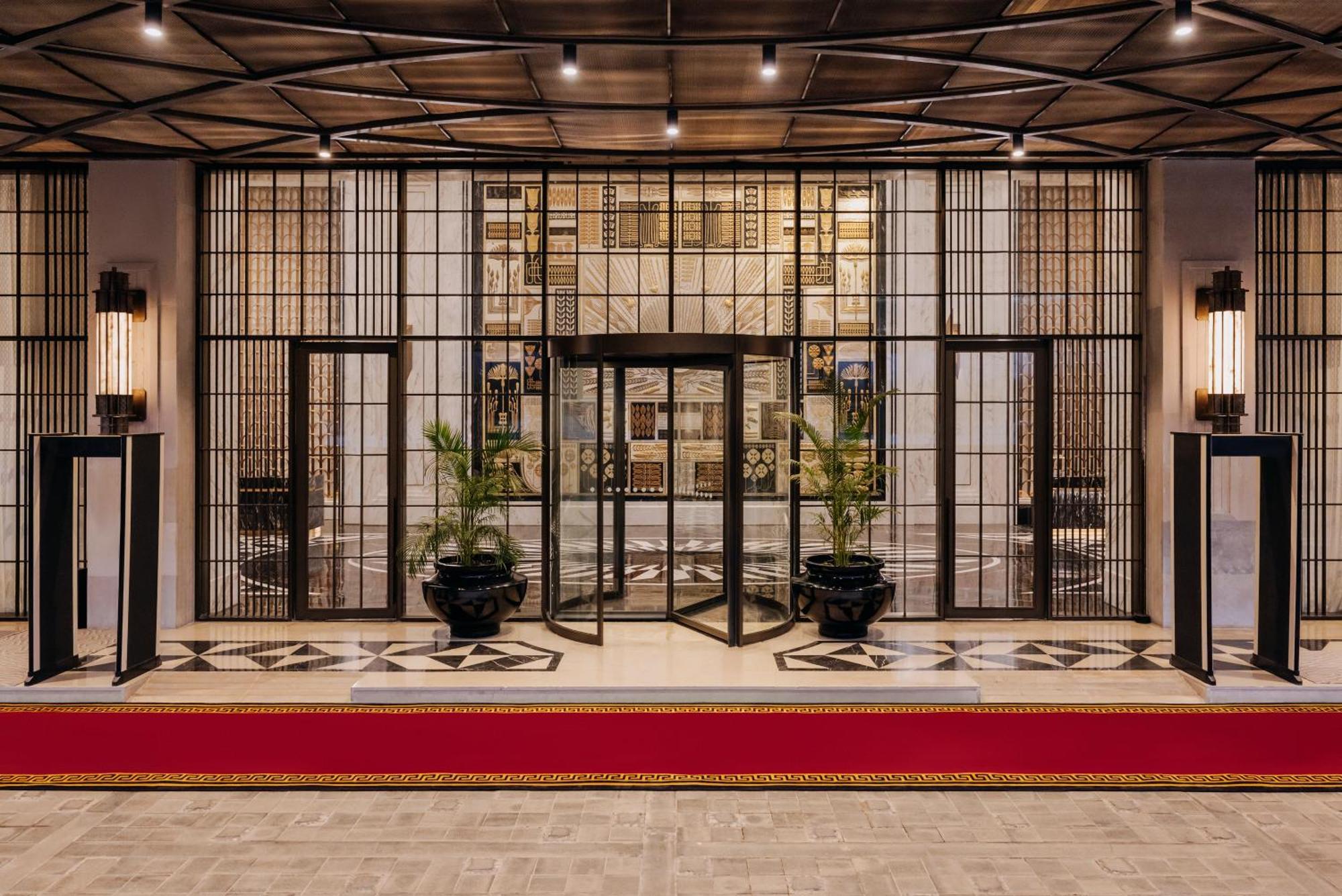 Fairmont Mumbai Hotel Exterior photo